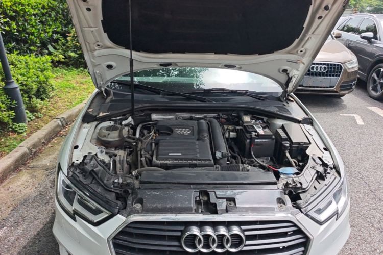 Used Audi A3 2017 Sportback 35 TFSI Fashion Model Engine Bay Right