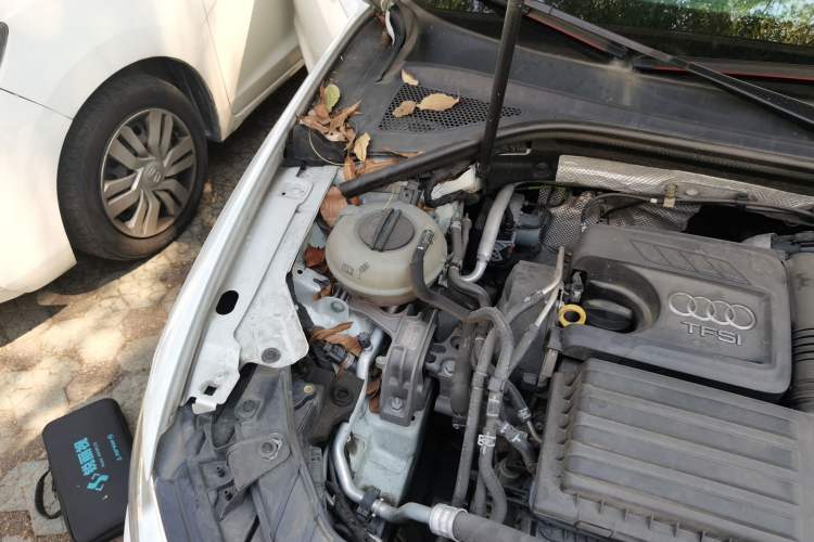 Used Audi A3 2017 Sportback 35 TFSI Ambition Edition Engine Bay Right