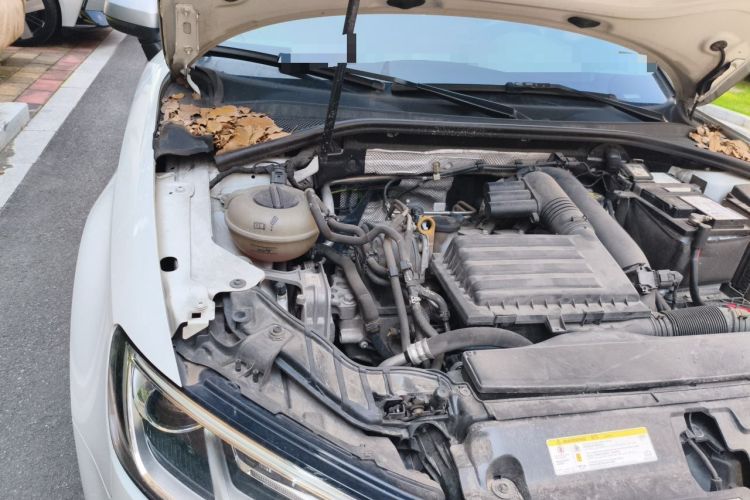 Used Audi A3 2017 Limousine 35 TFSI Fashion Model Engine Bay Right