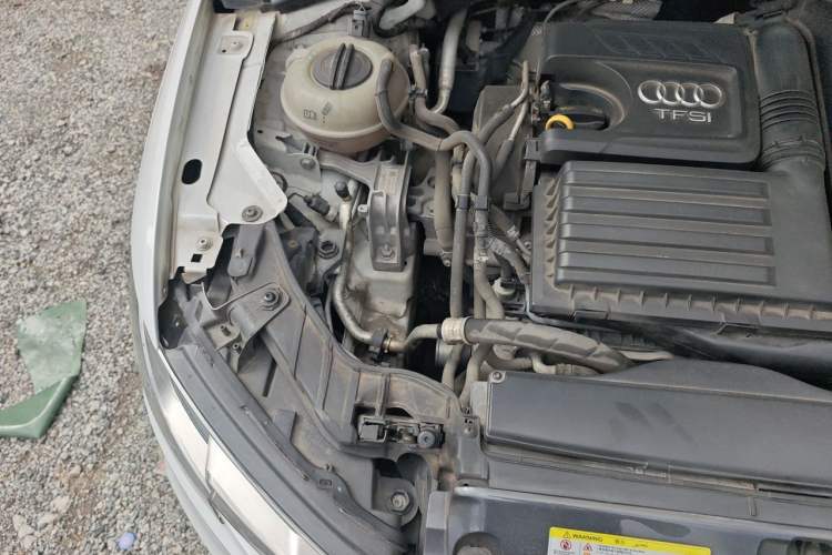 Used Audi A3 2017 Sportback 35 TFSI Fashion Model Engine Bay Right