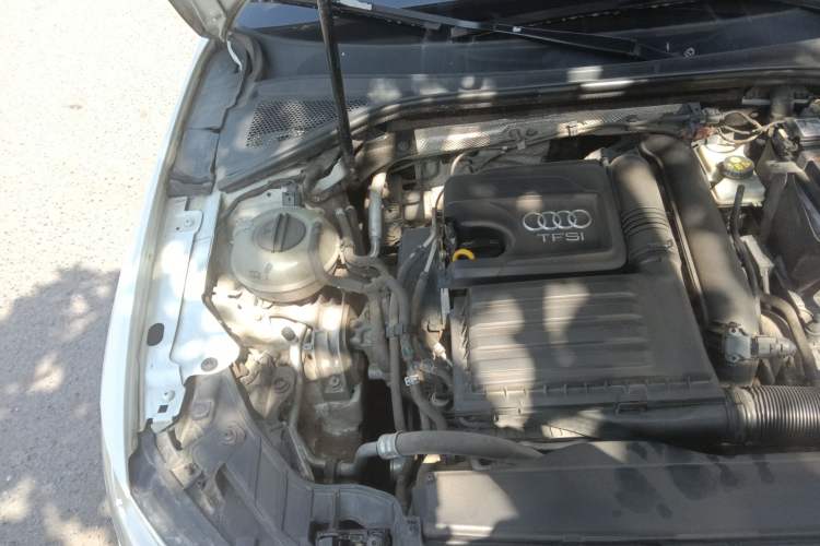 Used Audi A3 2017 Sportback 35 TFSI Sport Edition Engine Bay Right
