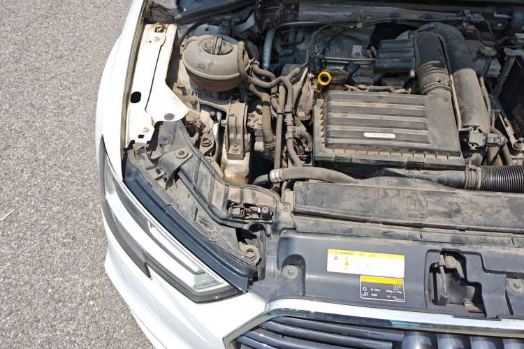 Used Audi A3 2017 Limousine 35 TFSI Sport Edition Engine Bay Right