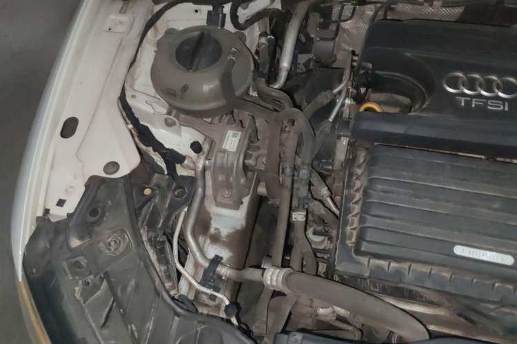 Used Audi A3 2017 Limousine 35 TFSI Ambition Edition Engine Bay Right