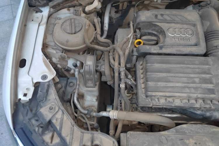 Used Audi A3 2017 Sportback 35 TFSI Fashion Model Engine Bay Right