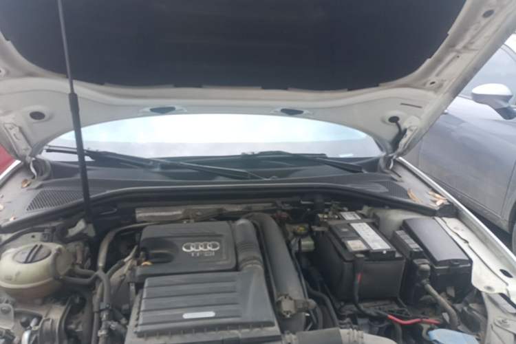 Used Audi A3 2017 Sportback 35 TFSI Fashion Model Engine Bay