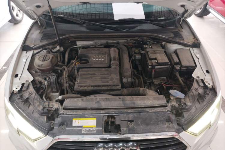 Used Audi A3 2017 Limousine 35 TFSI Fashion Model Engine Bay