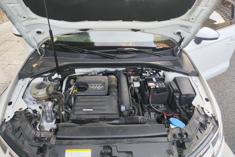 Used Audi A3 2017 Limousine 35 TFSI Ambition Edition Engine Bay