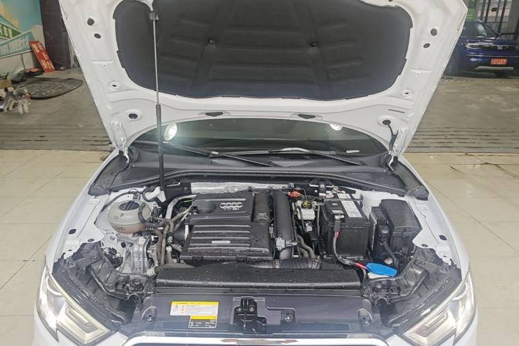Used Audi A3 2017 Sportback 35 TFSI Fashion Model Engine Bay