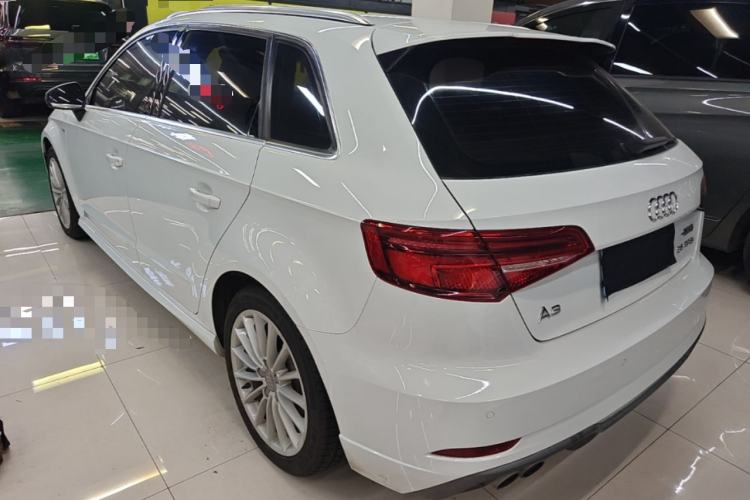 Used Audi A3 2017 Sportback 35 TFSI Fashion Model Exterior 2