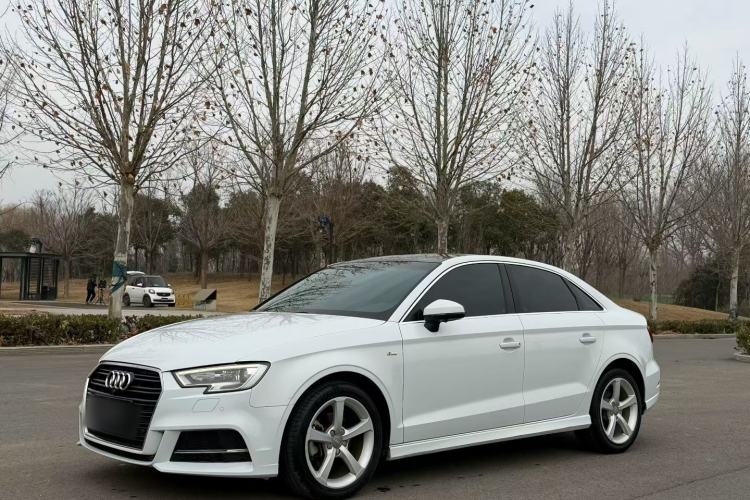 Used Audi A3 2017 Limousine 35 TFSI Fashion Model Exterior 4