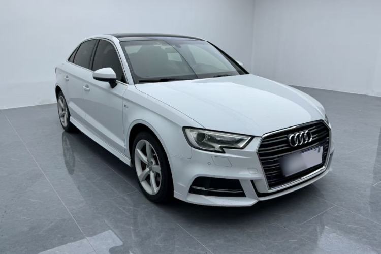 Used Audi A3 2017 Limousine 35 TFSI Fashion Model Exterior 5