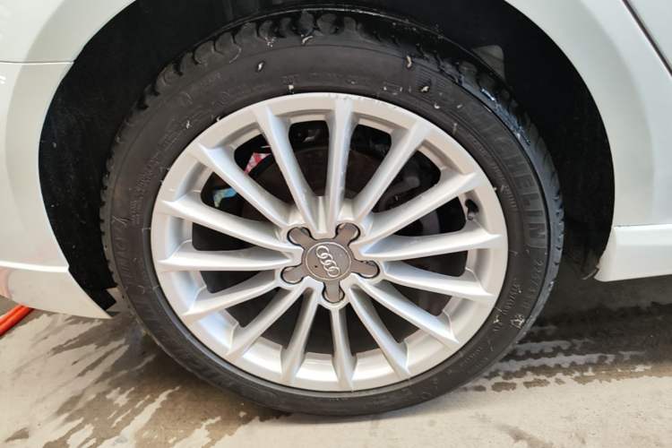 Used Audi A3 2017 Sportback 35 TFSI Fashion Model Exterior 5