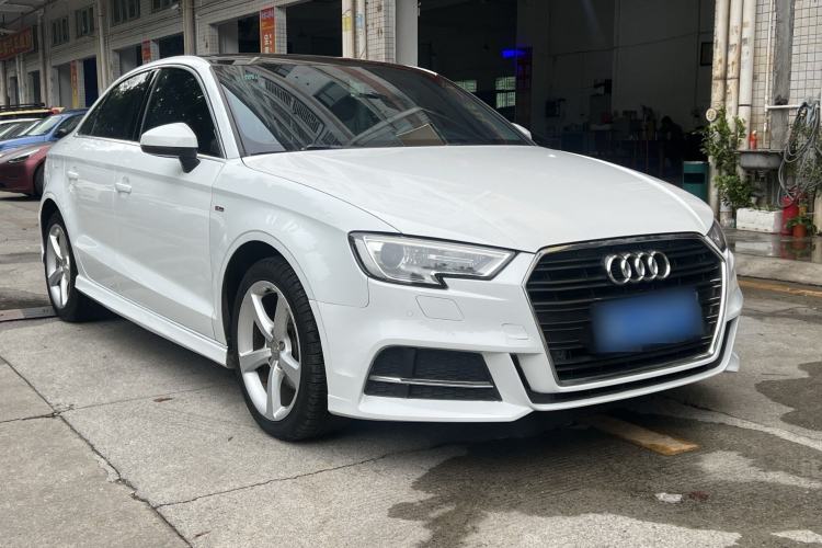 Used Audi A3 2017 Limousine 35 TFSI Fashion Model Exterior 5
