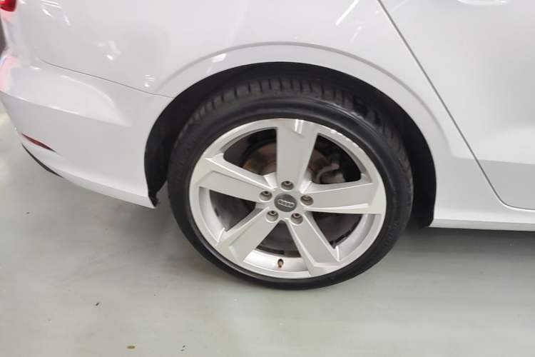 Used Audi A3 2017 Limousine 35 TFSI Style Edition Exterior 5