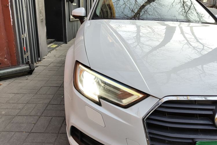 Used Audi A3 2017 Limousine 35 TFSI Ambition Edition Exterior 6