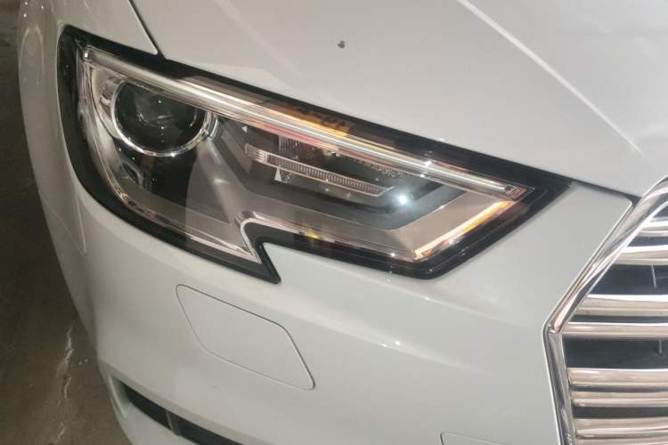 Used Audi A3 2017 Sportback 35 TFSI Ambition Edition Exterior 6