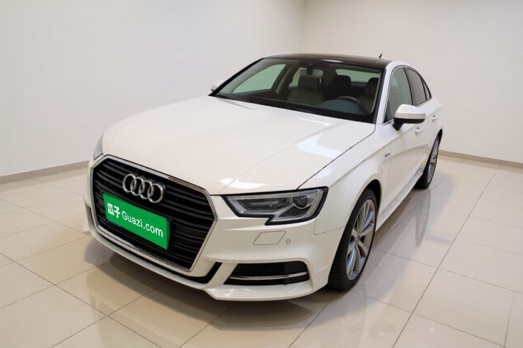 Gebrauchter Audi A3 2017 Limousine 35 TFSI Fashion Model Guazi used car, China used car export, Used car for sale, Used  cars, Cheapest cars for sale