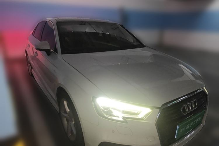 Used Audi A3 2017 Limousine 35 TFSI Fashion Model Front Right 45 Deg