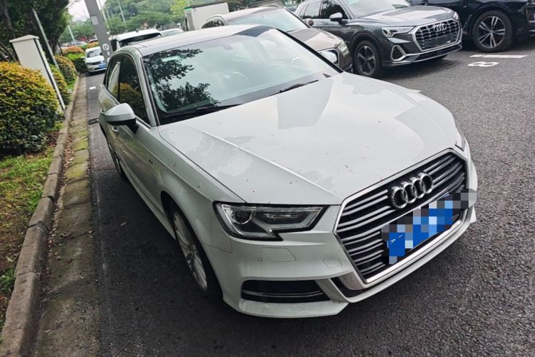 Used Audi A3 2017 Sportback 35 TFSI Fashion Model Front Right 45 Deg