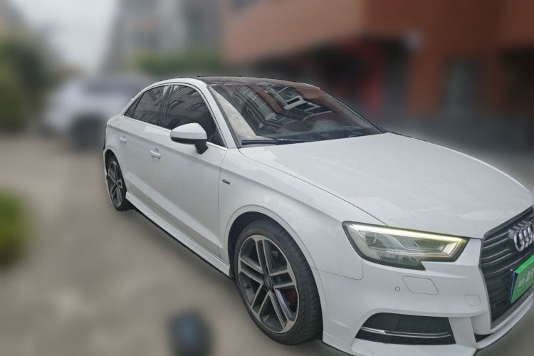 Used Audi A3 2017 Limousine 35 TFSI Sport Edition Front Right 45 Deg