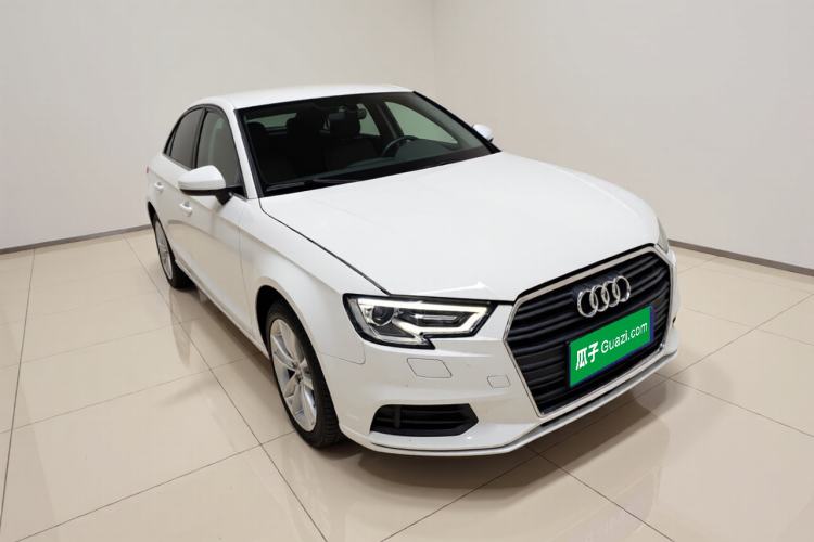 Used Audi A3 2017 Limousine 35 TFSI Ambition Edition Front Right 45 Deg