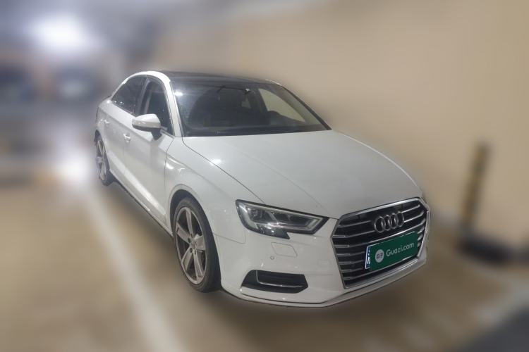 Used Audi A3 2017 Limousine 35 TFSI Style Edition Front Right 45 Deg