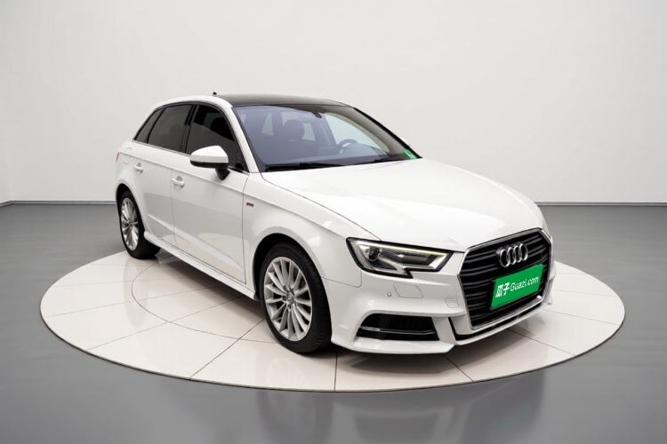 Used Audi A3 2017 Sportback 35 TFSI Fashion Model Front Right 45 Deg
