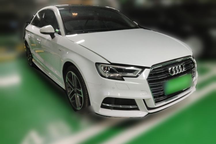 Used Audi A3 2017 Limousine 35 TFSI Sport Edition Front Right 45 Deg