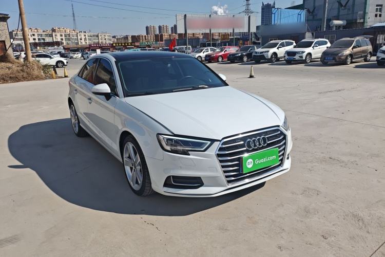Used Audi A3 2017 Limousine 35 TFSI Style Edition Front Right 45 Deg