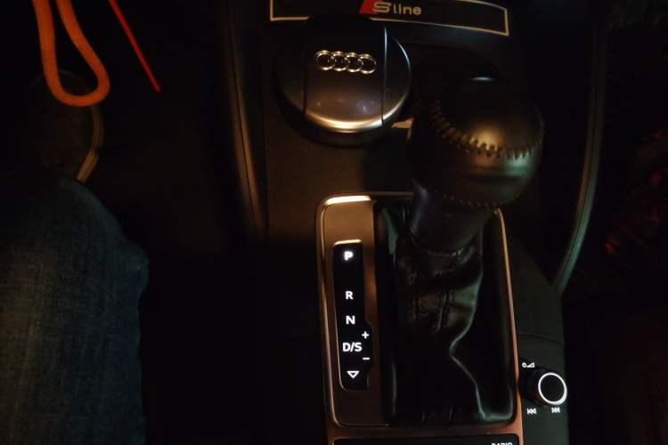 Used Audi A3 2017 Sportback 35 TFSI Fashion Model Gear Lever
