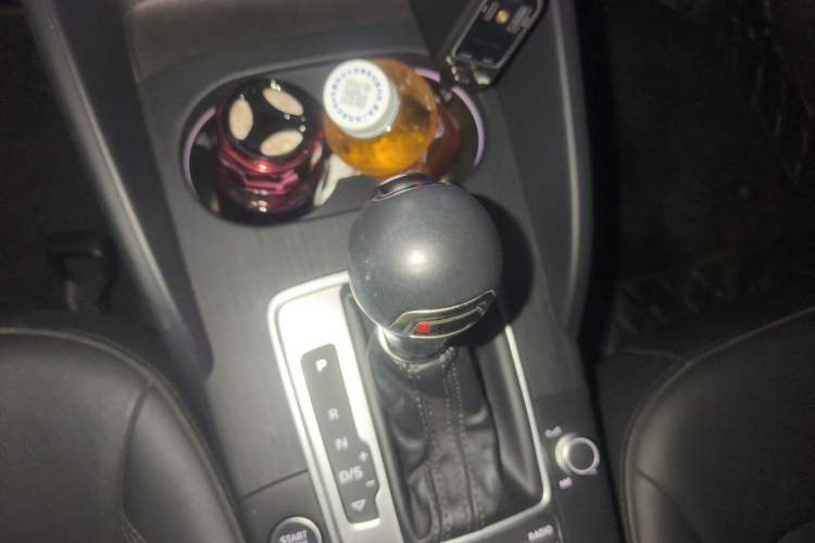 Used Audi A3 2017 Cabriolet 40 TFSI Gear Lever