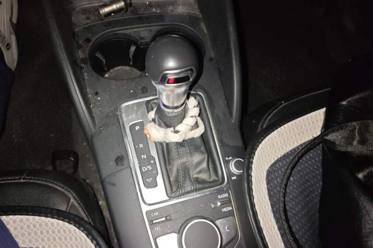 Used Audi A3 2017 Sportback 35 TFSI Ambition Edition Gear Lever