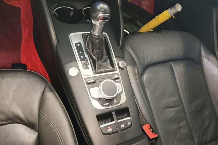 Used Audi A3 2017 Cabriolet 40 TFSI Gear Lever