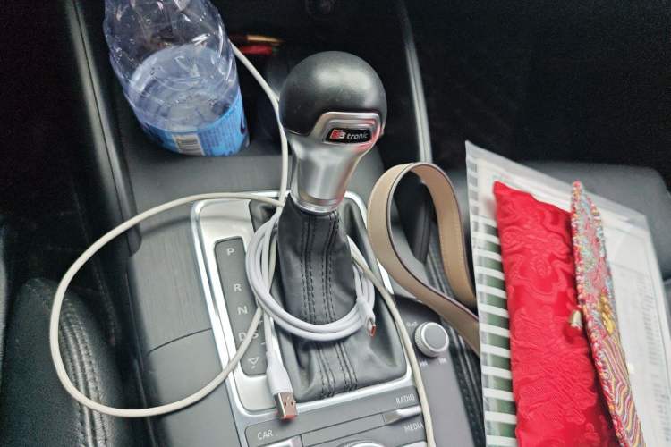Used Audi A3 2017 Limousine 35 TFSI Sport Edition Gear Lever