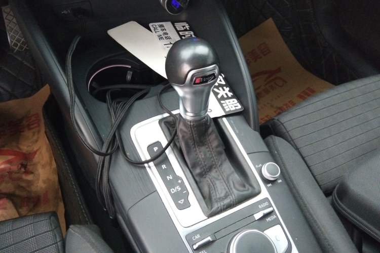 Used Audi A3 2017 Sportback 35 TFSI Sport Edition Gear Lever