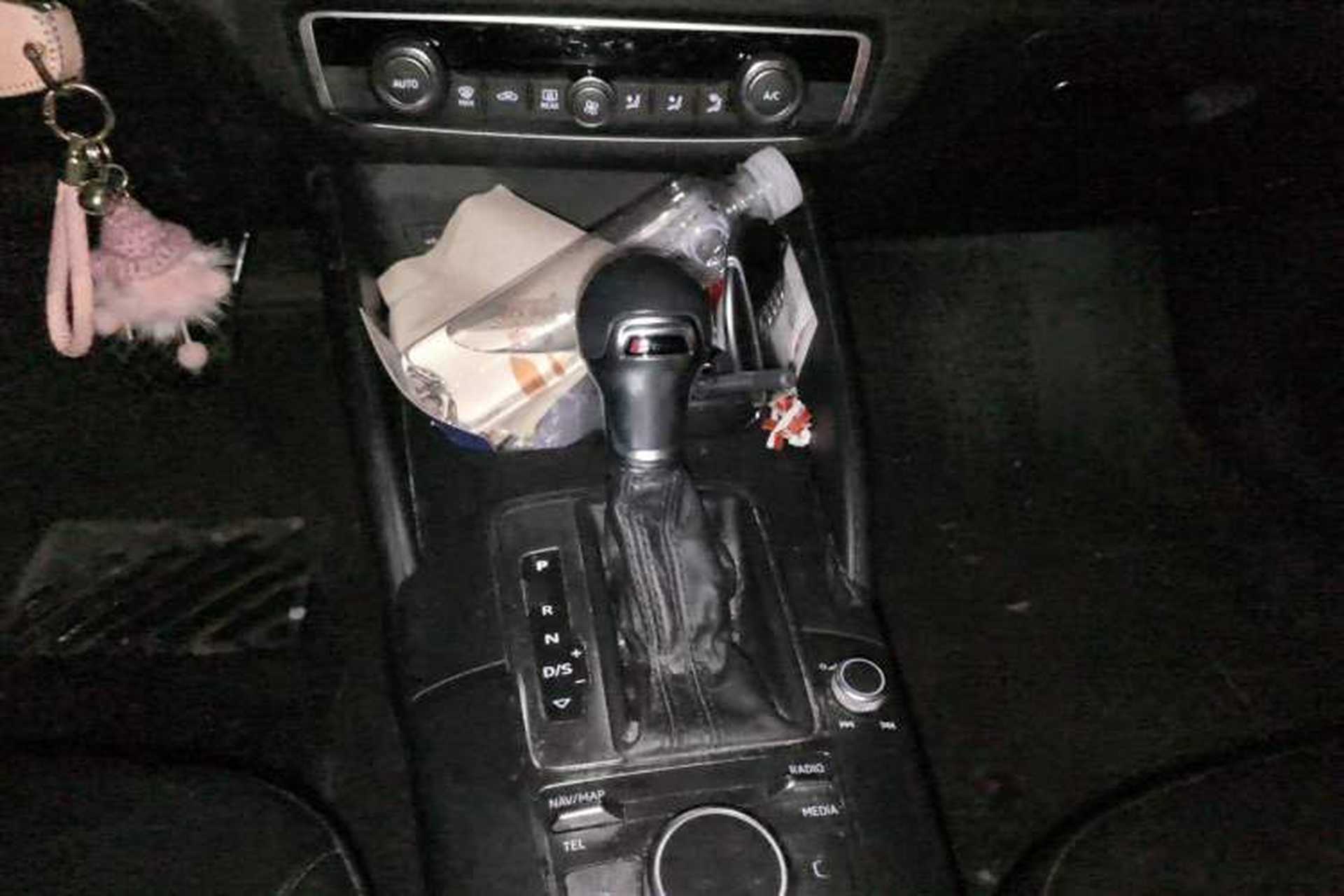 Used Audi A3 2017 Limousine 35 TFSI Style Edition Gear Lever