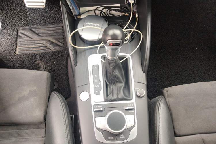 Used Audi A3 2017 Sportback 35 TFSI Sport Edition Gear Lever
