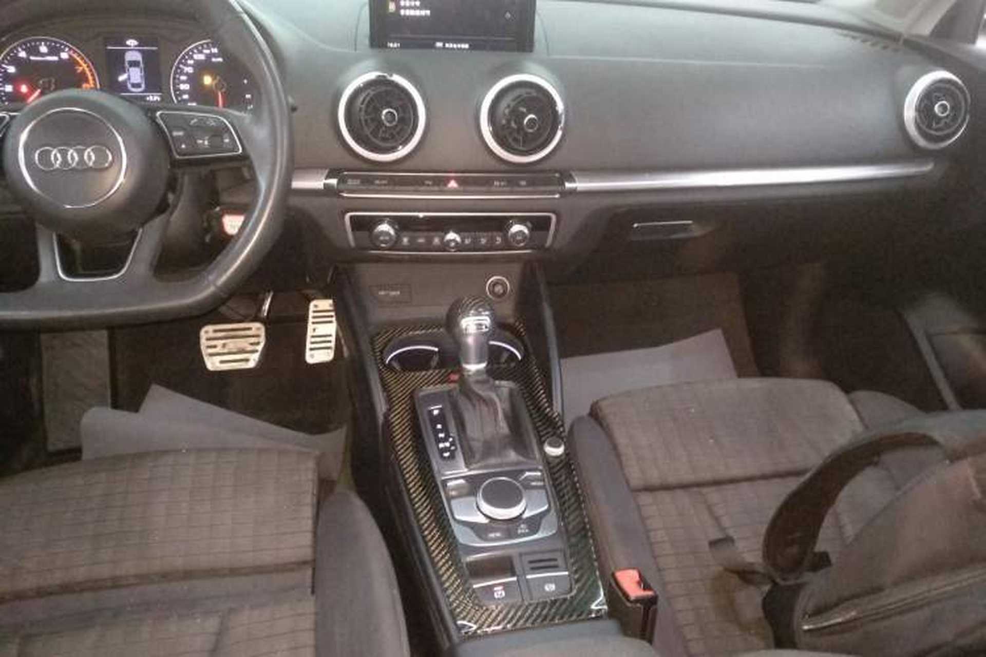 Used Audi A3 2017 Limousine 35 TFSI Sport Edition Gear Lever