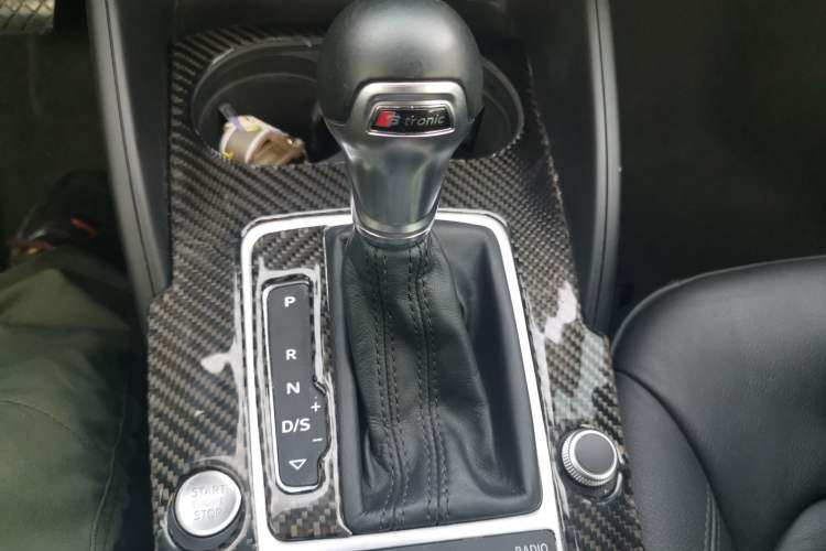 Used Audi A3 2017 Cabriolet 40 TFSI Gear Lever