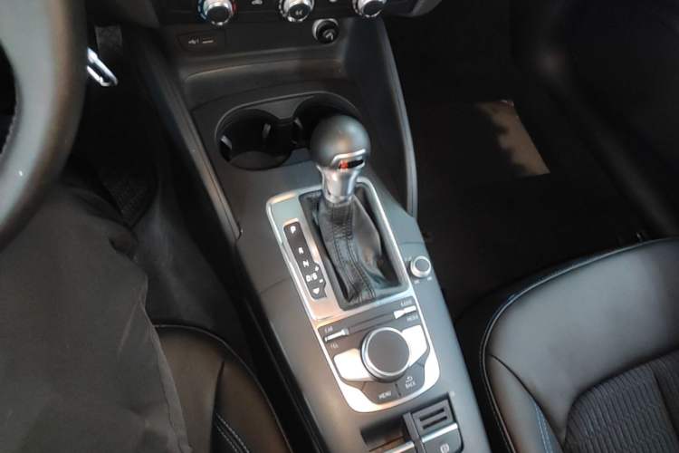 Used Audi A3 2017 Sportback 35 TFSI Fashion Model Gear Lever