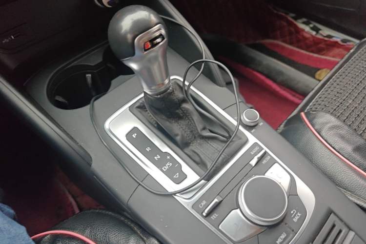 Used Audi A3 2017 Sportback 35 TFSI Ambition Edition Gear Lever
