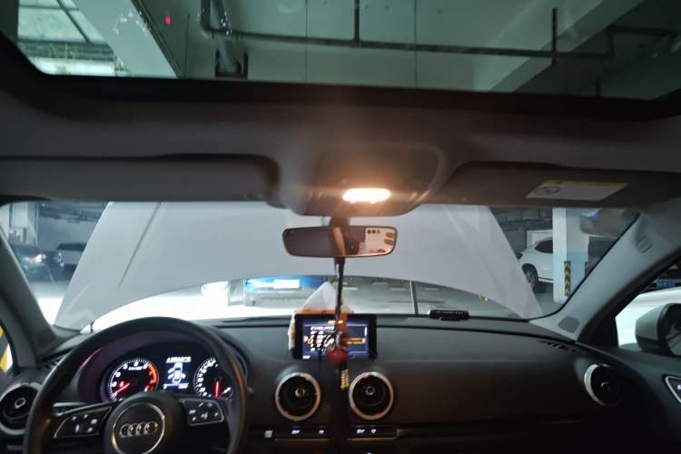 Used Audi A3 2017 Limousine 35 TFSI Fashion Model Headliner