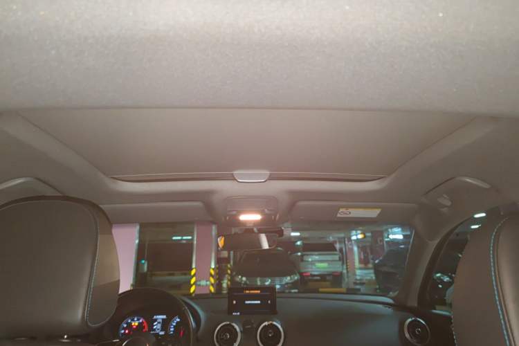 Used Audi A3 2017 Limousine 35 TFSI Fashion Model Headliner
