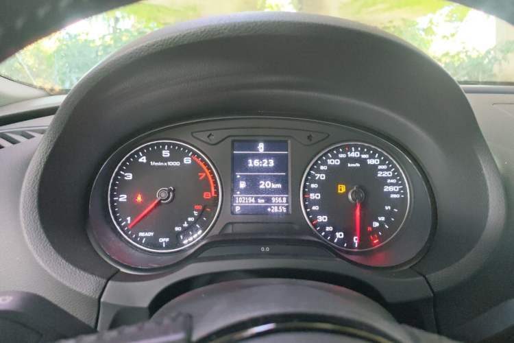 Used Audi A3 2017 Limousine 35 TFSI Fashion Model Instrument Cluster