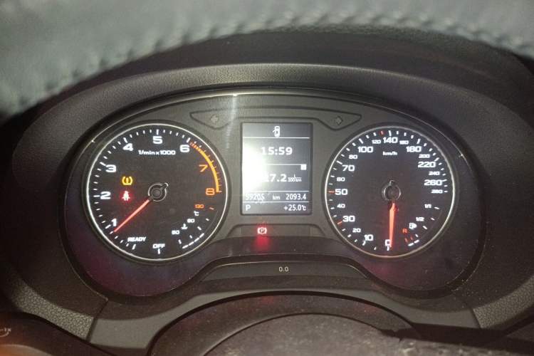Used Audi A3 2017 Limousine 35 TFSI Fashion Model Instrument Cluster