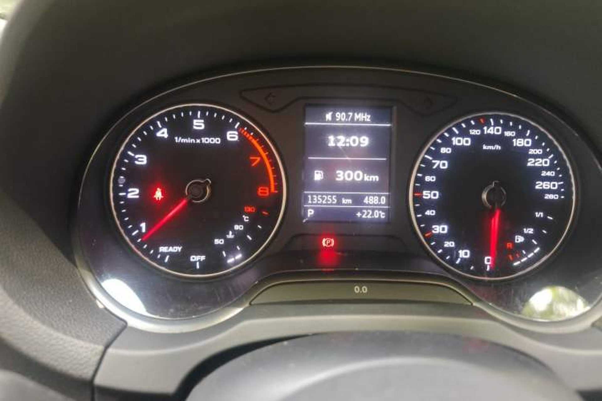 Used Audi A3 2017 Limousine 35 TFSI Ambition Edition Instrument Cluster