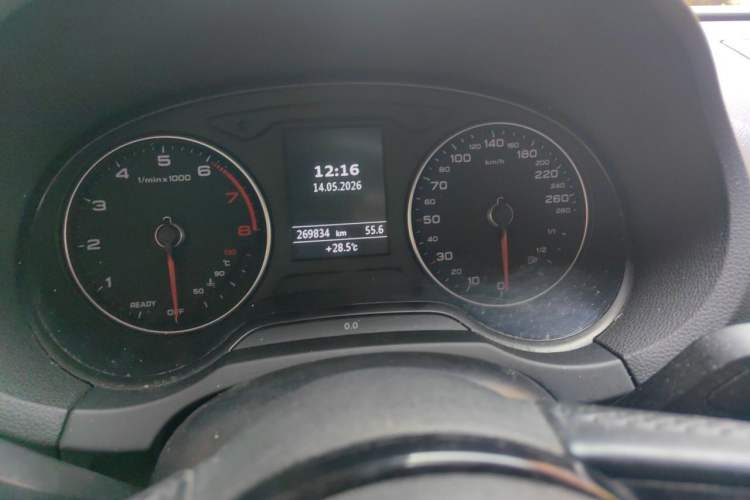 Used Audi A3 2017 Limousine 35 TFSI Ambition Edition Instrument Cluster