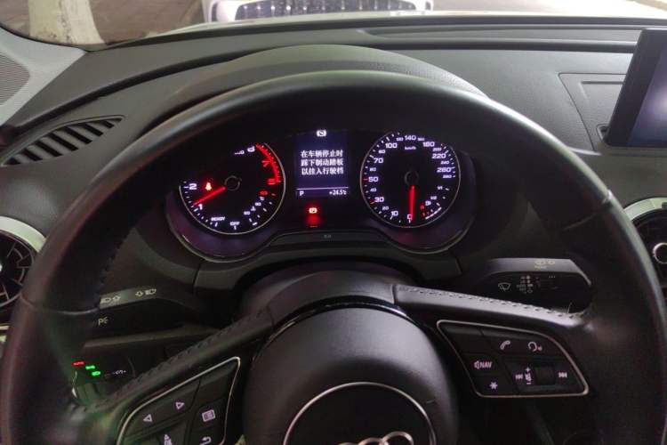 Used Audi A3 2017 Limousine 35 TFSI Fashion Model Instrument Cluster