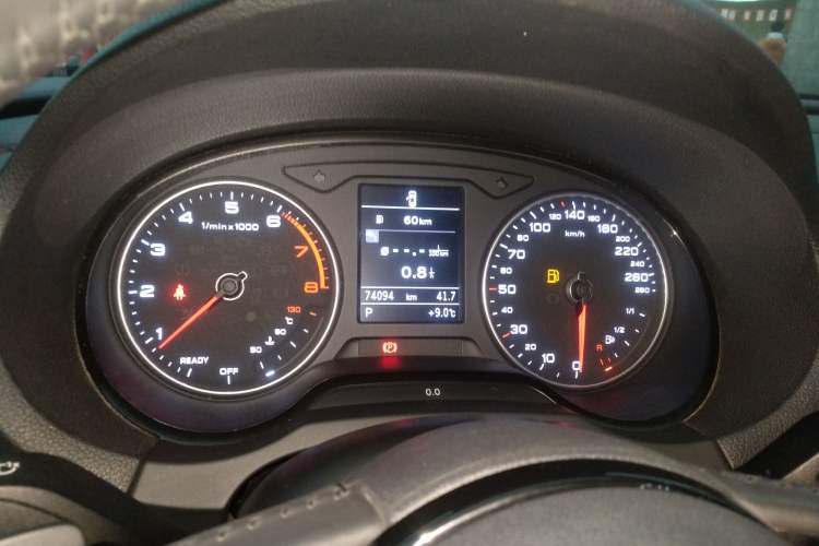 Used Audi A3 2017 Limousine 35 TFSI Sport Edition Instrument Cluster