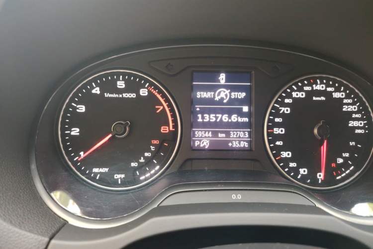 Used Audi A3 2017 Limousine 35 TFSI Ambition Edition Instrument Cluster